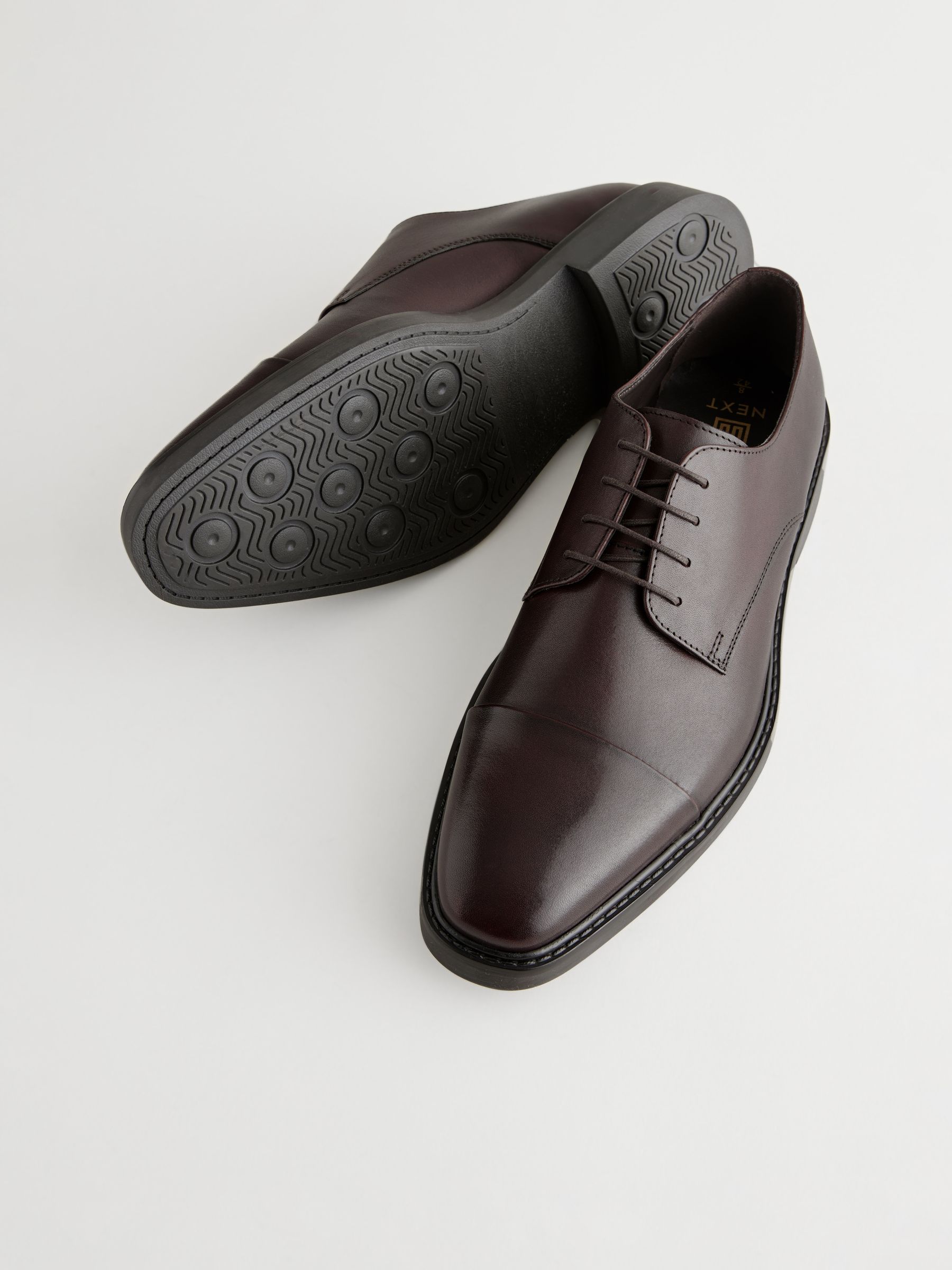 VER253 Brown Leather Toe Cap Shoes - Image 4