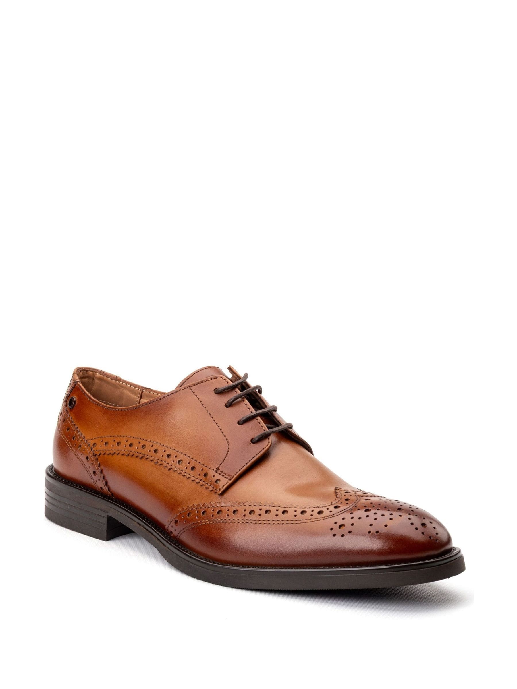 VER243 London Tan Brown Pocket Brogue Shoe - Image 2